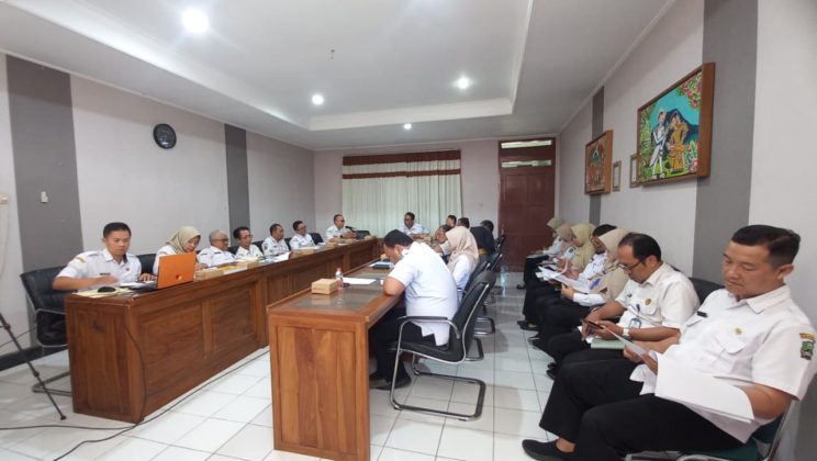 Rapat Awal Tim Penyusun Pedoman Pelaksanaan (Manlak) APBD Tahun 2026